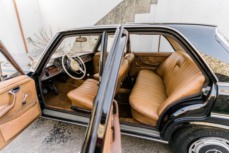 1970 Mercedes Benz 280SE